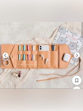 NEW: Glass Ladder & Co. Tech Organizer Clutch 🎧